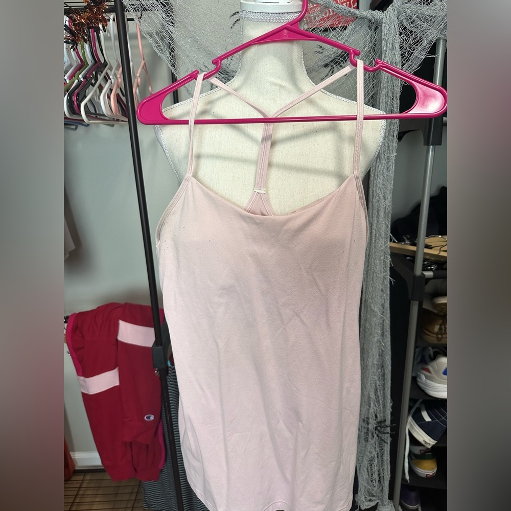 Lululemon size 8 tank pink